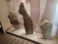 Replika Batu Megalith